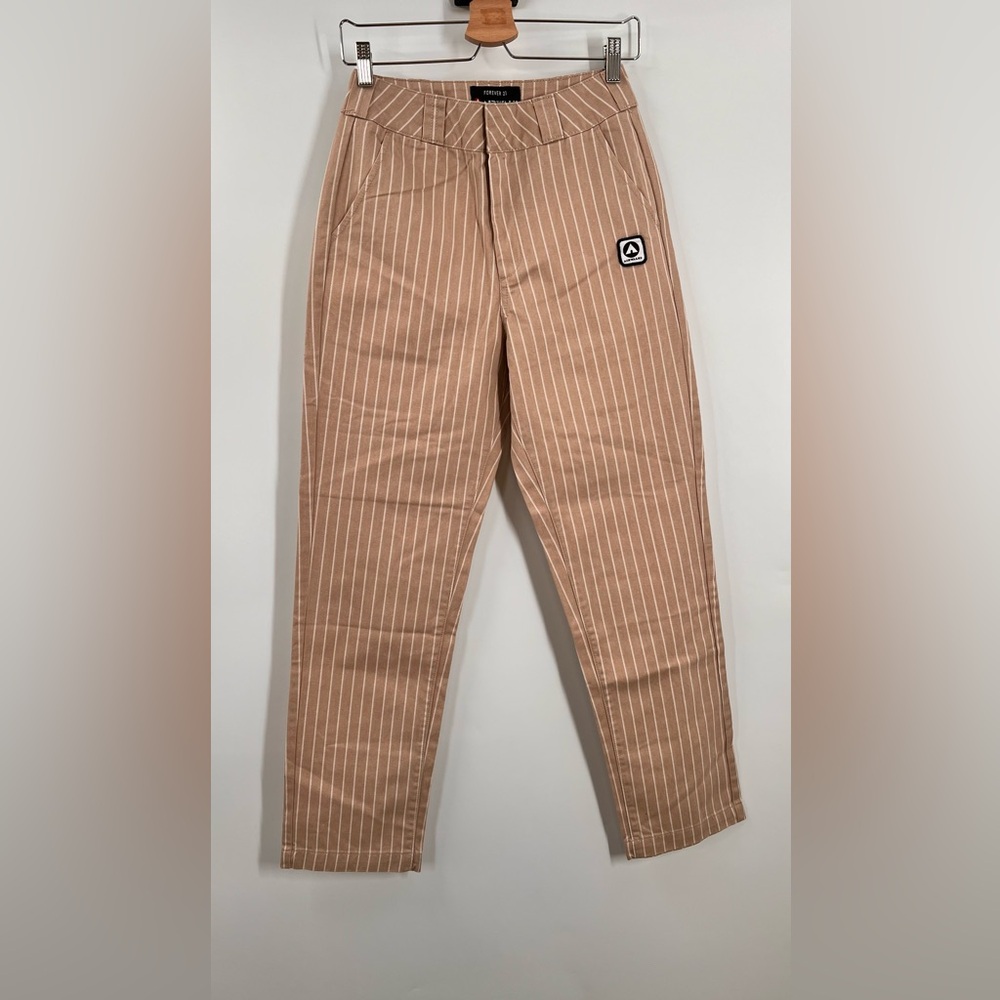 Forever 21 airwalk jeans